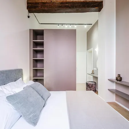 L'antico Moderno Boutique Apartment