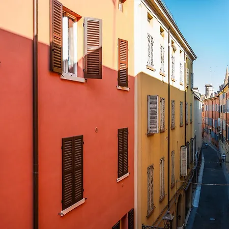 아파트 L'antico Moderno Boutique *