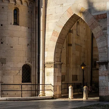 아파트 L'antico Moderno Boutique *