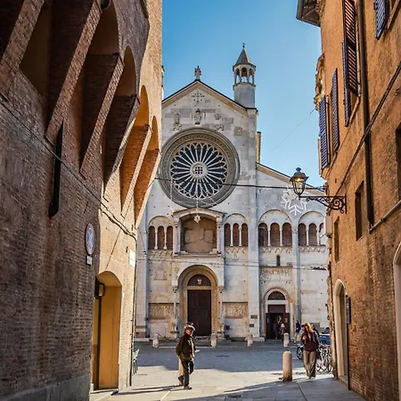 아파트 L'antico Moderno Boutique *